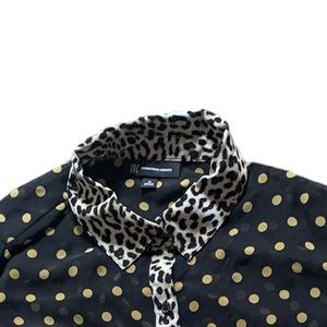 Long sleeves blouse. Polyester M size. Black , tan, gray, color.